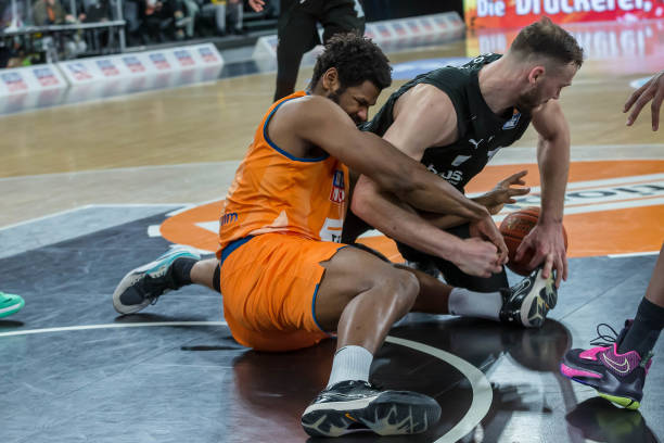 不断的努力 不断的努力